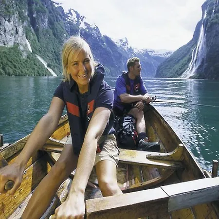 Ξενοδοχείο Havila 3*