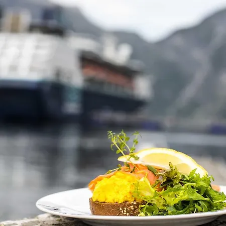 Ξενοδοχείο Havila 3*